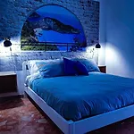 Domus *